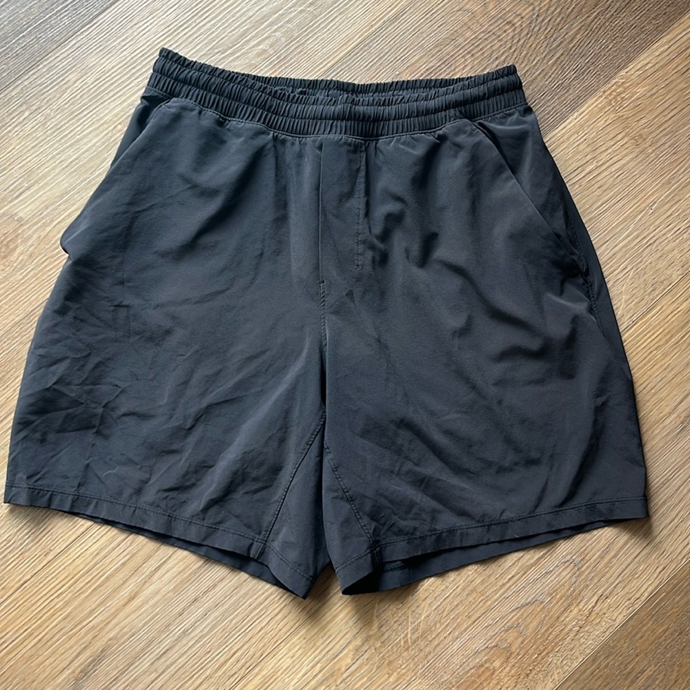 Lululemon Pace Breaker 7” lined M Black